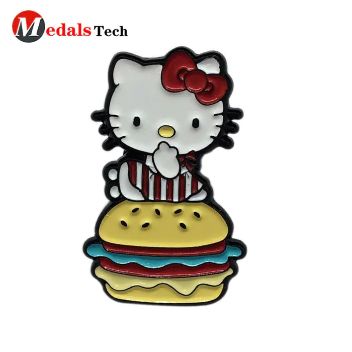 Janpan popular cat shape soft enamel engravingmetal souvenir lapel pins manufacturer for gifts