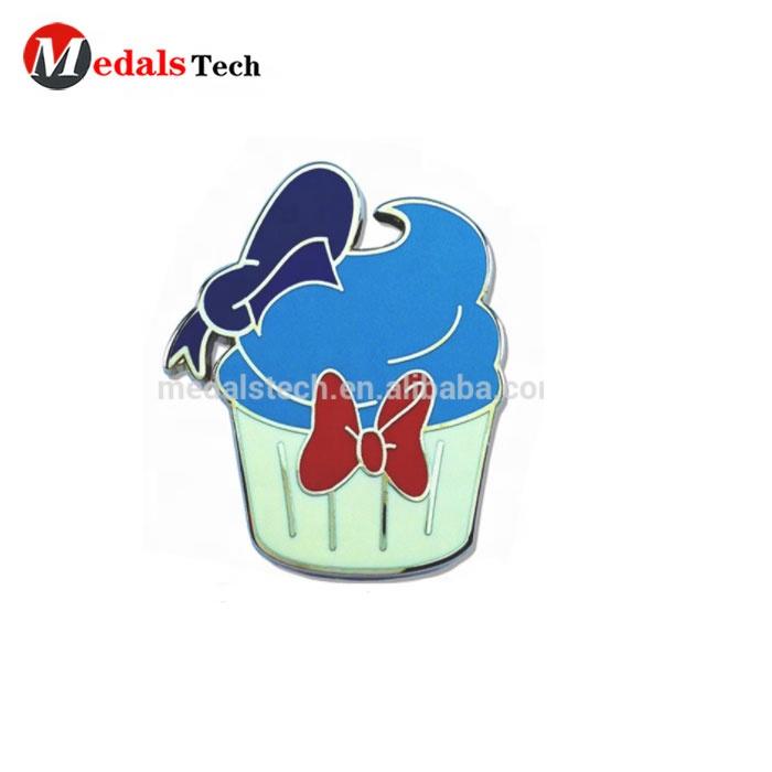 Wholesale unique price brass gold plated cute school kids ice cream cake lapel pins as gifts