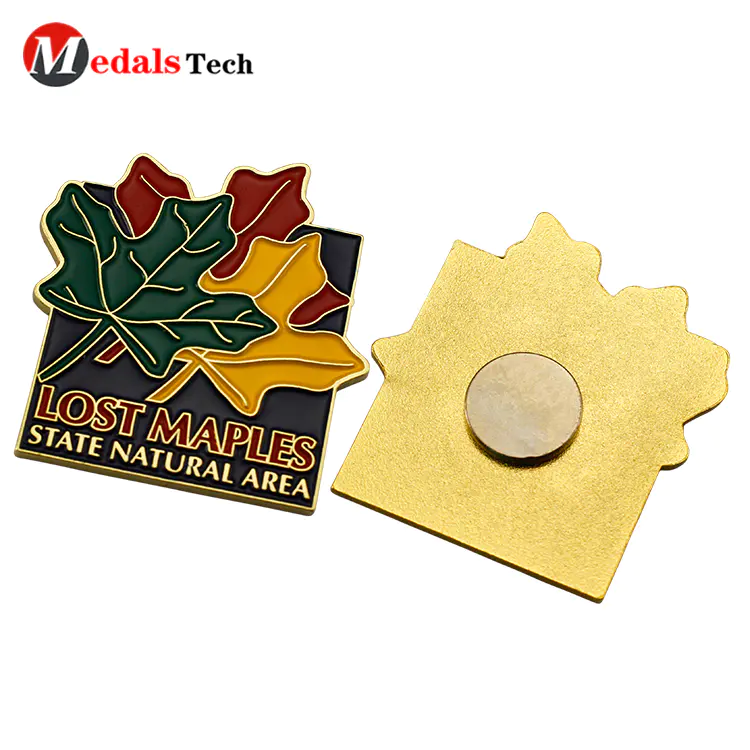 Oval shaped engraved company logo gold plating clothingbadge