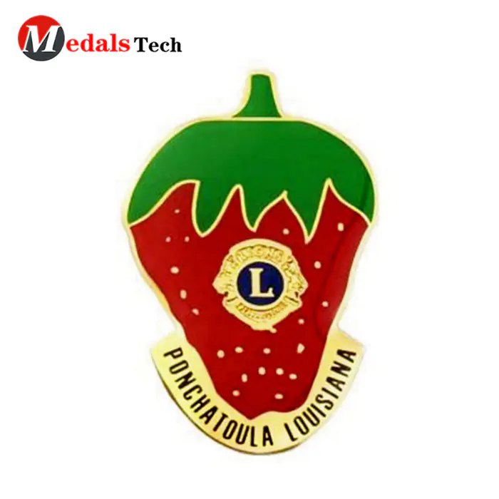 Creative gift strawberry shape hard enamel metal lapel pin