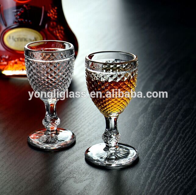 Wholesale top quality diamond mini wine glass,50ml wine glass