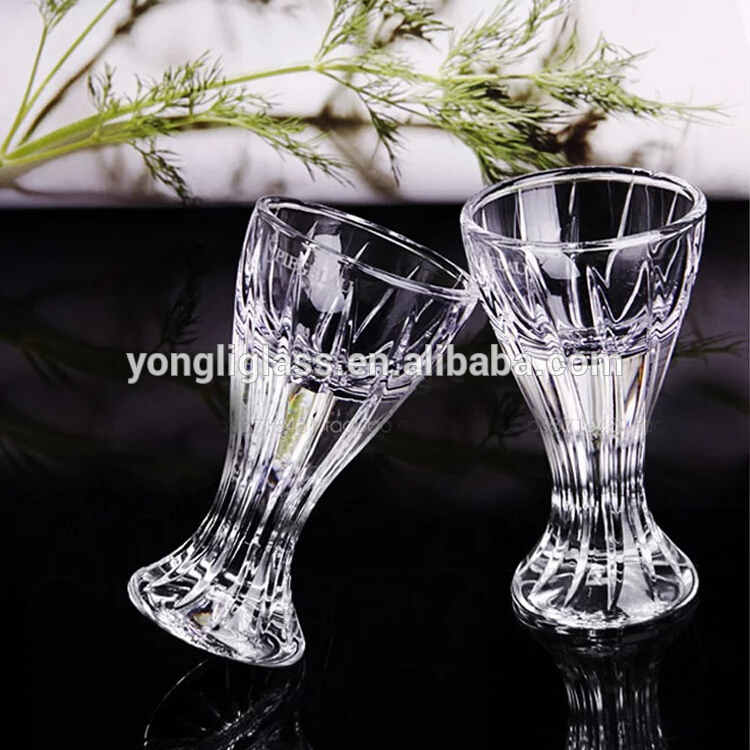 2018 Wholesale high quality transparent long stem shot glass/ personalized shaped shot glass/ 15ml wine glass