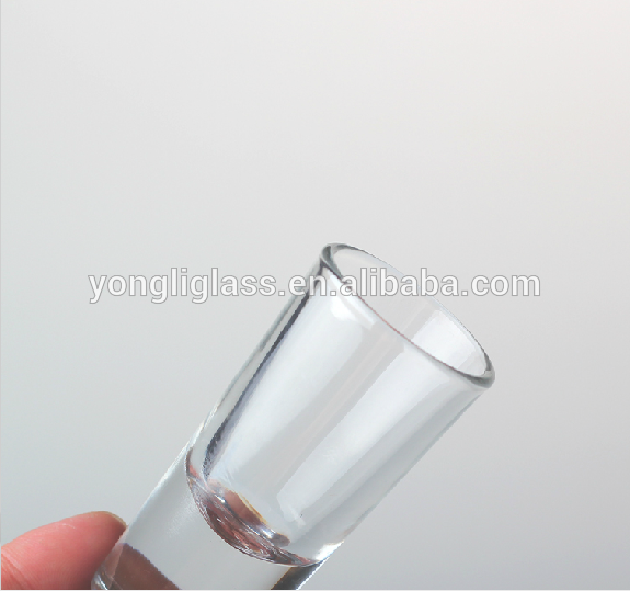 Factory wholesale custom top grade unique shot glasses,thick bottom vodka shot glasses