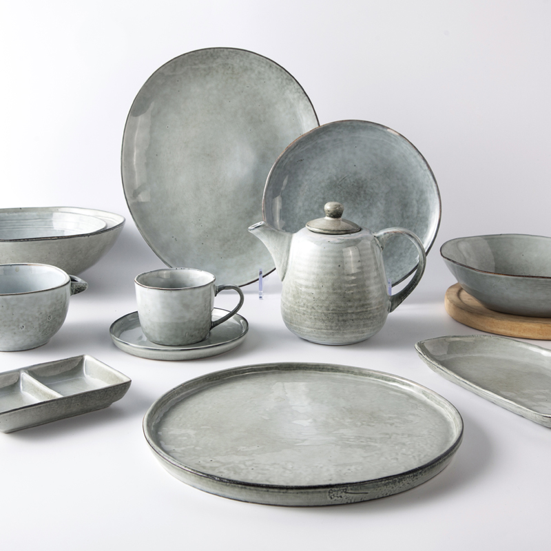 Hotel Tableware Green Indian Restaurant Tableware, Colorful Dinnerware Sets, Color European Style Porcelain Dinnerware Set