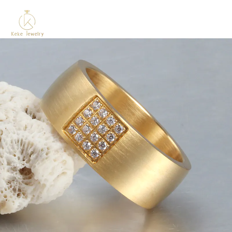 Supplier Wholesale Titanium steel electroplated gold micro-set zircon ring R-091