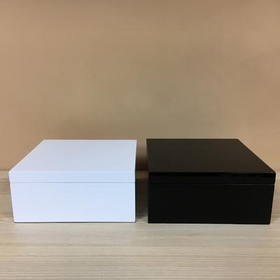 Black and White Square Resin Decorative Organizer Storage Boxes