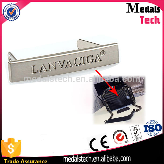 Bulk wholesale custom fashion bag label engraved brass name plate with personalized logo