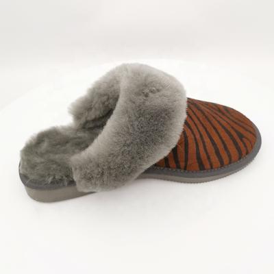 HQS-WS001 OEM/ODM/customization premium quality winter genuine sheepskin slippers lamb fur slippers lamb wool slippers for women