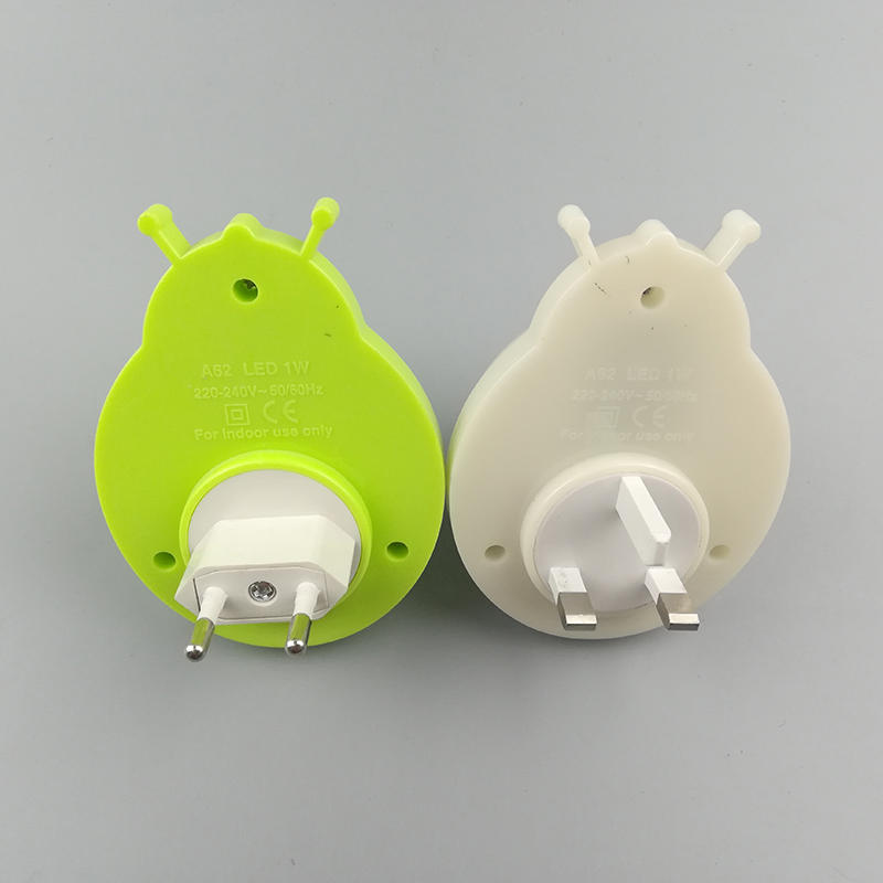 A62 OEMBeetle sensor animal shape plug in night light lamp for bedside baby kids