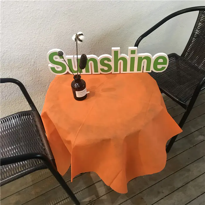 PP Non woven TNT fabric use colorful disposable nonwoven tablecloths