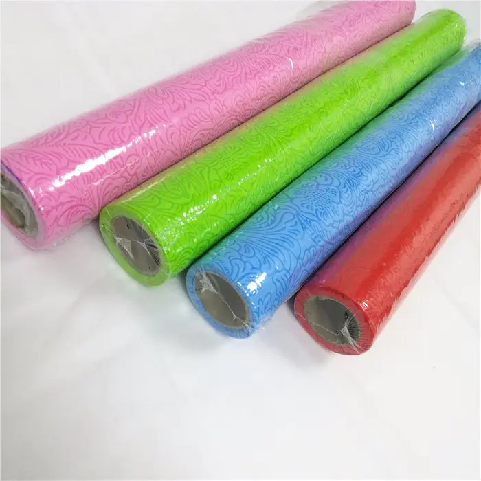WholesaleColorful PP SPUNBONDEDNonwoven Fabric Table Cloth ,PP table runner Rolls manufacturer