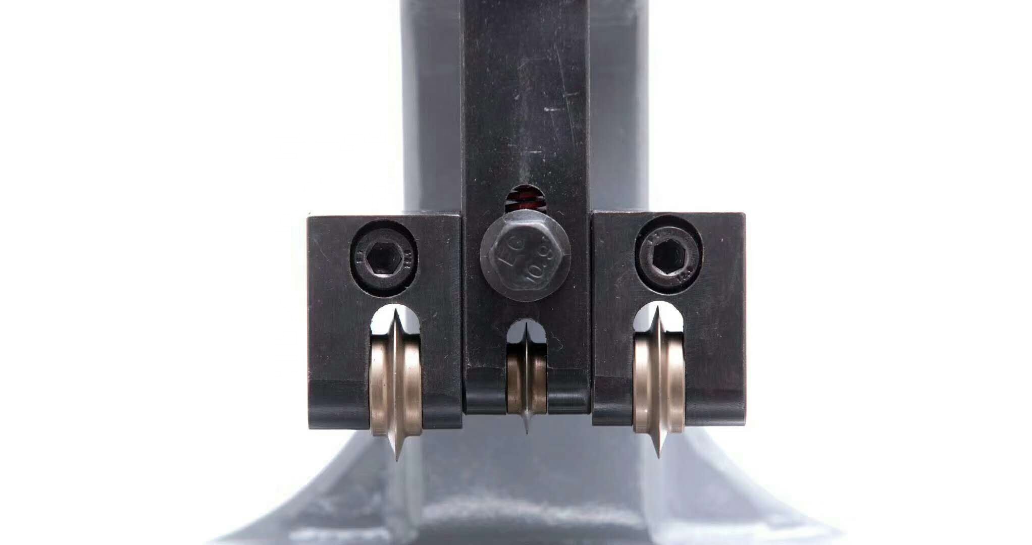 Hydraulic Electric Pipe Cutter 6-67mm Tube Cutting Machine