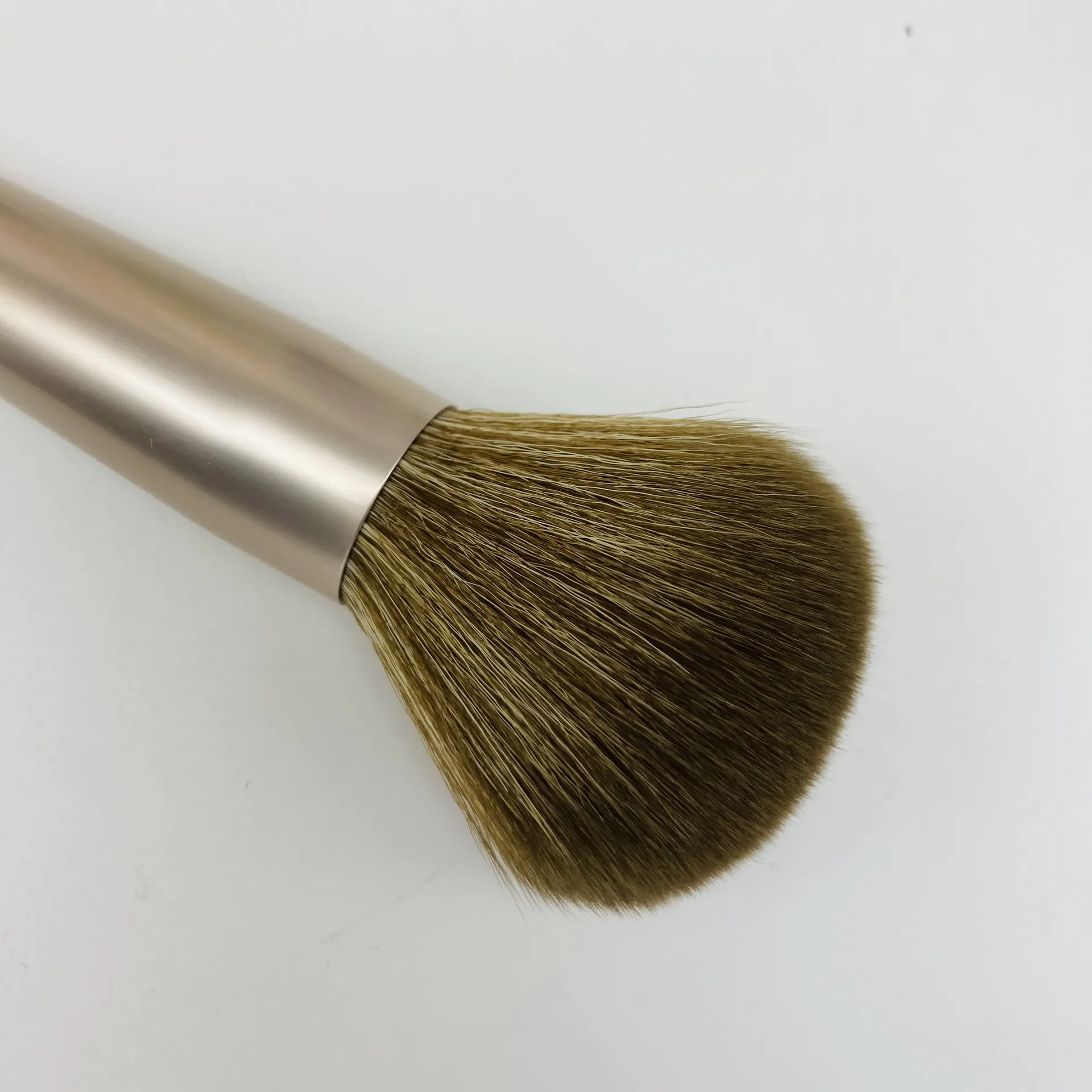 Makeup blending brush ultra-soft loose powder brush premium synthetic cashmere natural hair makeup brush