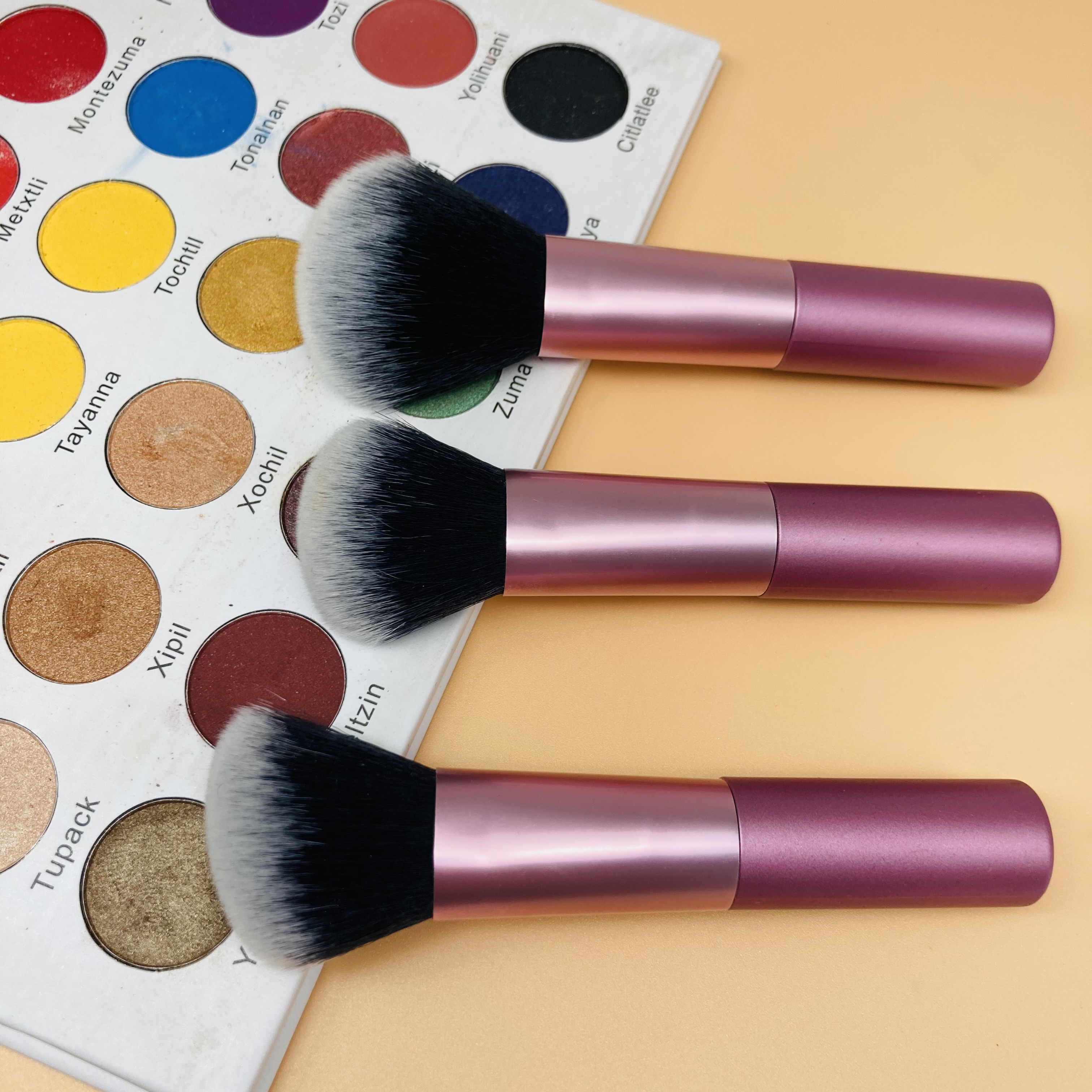 Pinceaux cosmétiques pinceaux de maquillage de haute qualité pinceau cosmétique professionnel en poudre avec logo