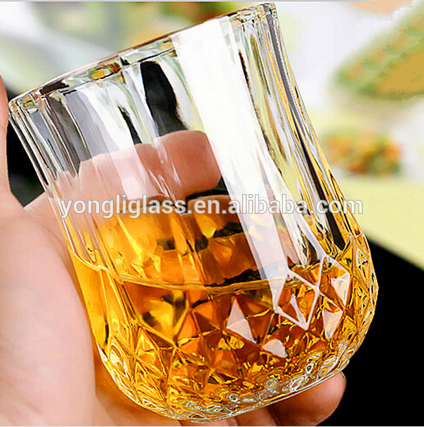 Factory direct sale special shape diamond cut whisky glass,engraved crystal whisky glass,round whisky glass