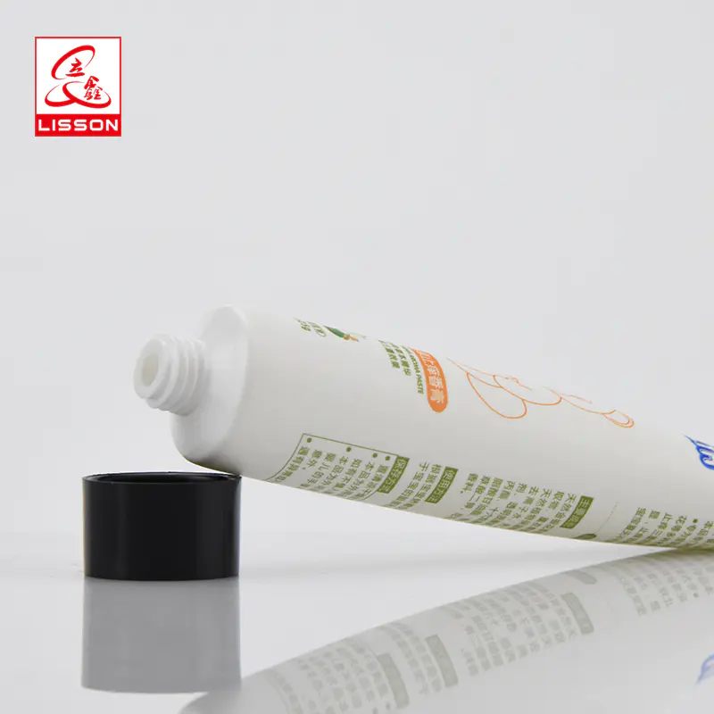 Lisson Kitty Cosmetic Tube Packaging With Screw Cap