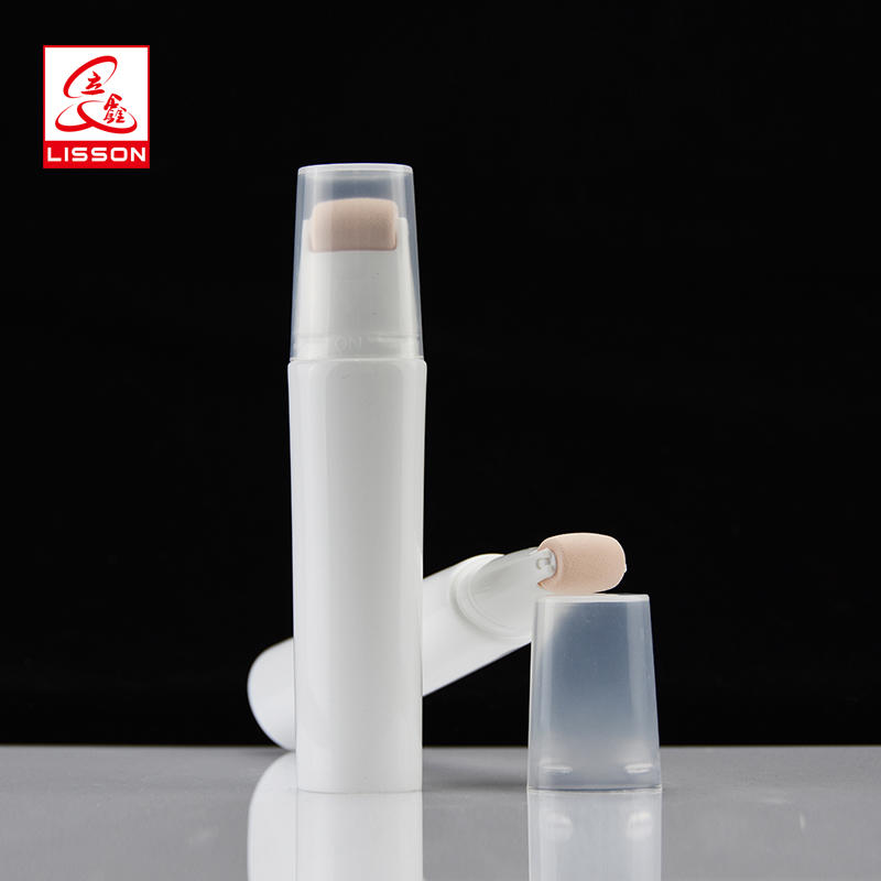 Eco friendly 50ml Beauty makeup cosmetic tube container with sponge applicator for BB cream