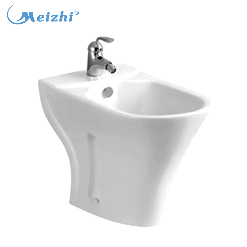Bidet escamotable for women anus cleaning