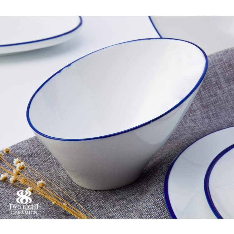 wholesale white royal hotel restaurant wedding porcelain ceramic plate with  blue rim-Two Eight