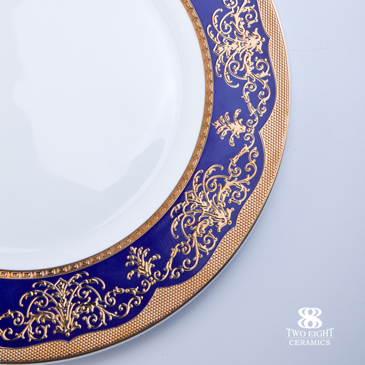 2019 Restaurant Arabic Design Bone China Crockery Dinnerware Sets, Luxury Decal Bone China Hotel Dinner Set Gold Charge Plates&