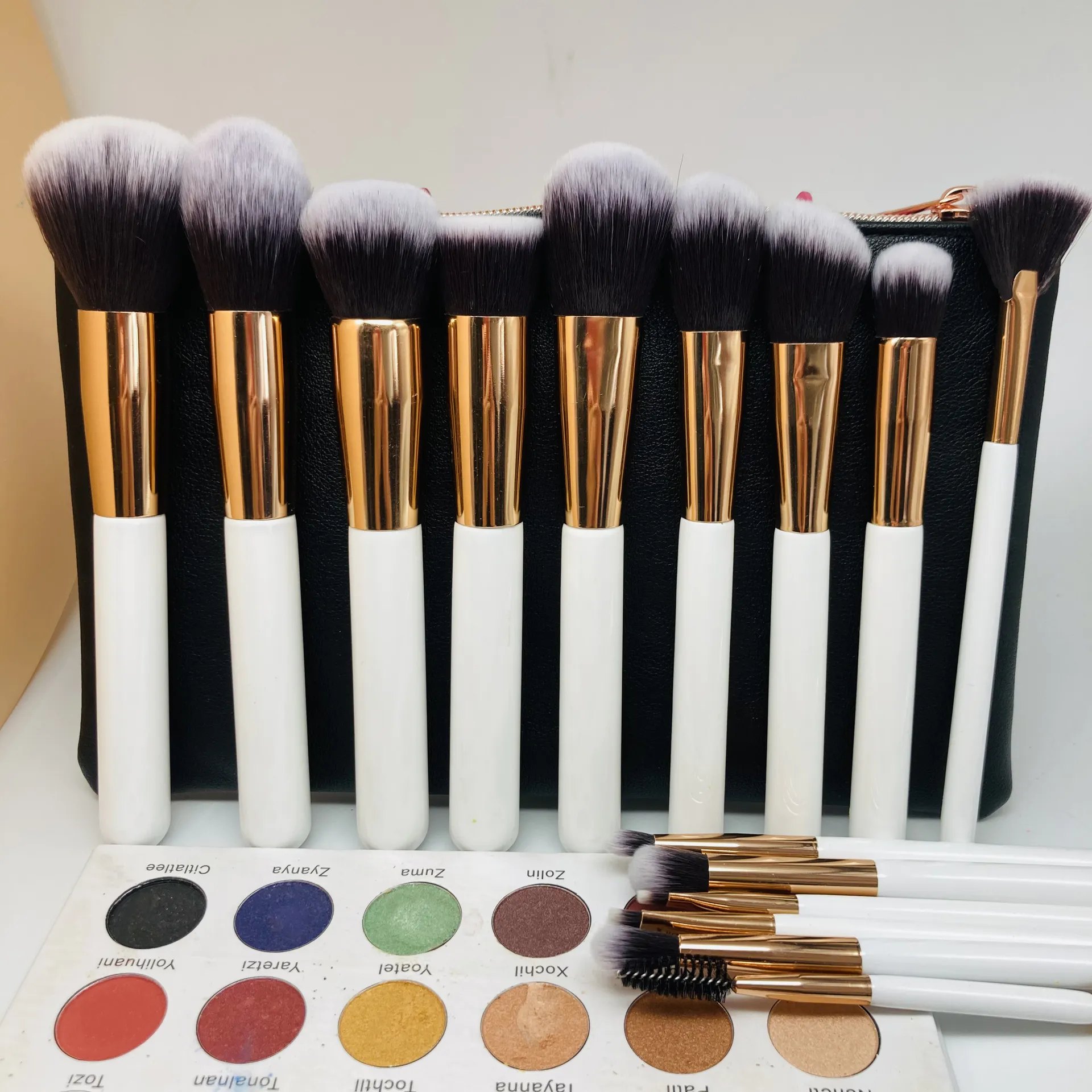 confezione di etichette private all'ingrosso kit di pennelli per trucco di alta qualità set di pennelli per trucco professionale con logo personalizzato