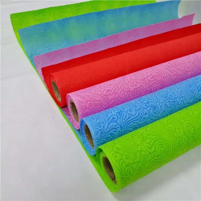 New design Embossed colorful 100%PP sounbond non woven fabric for packing gift flower