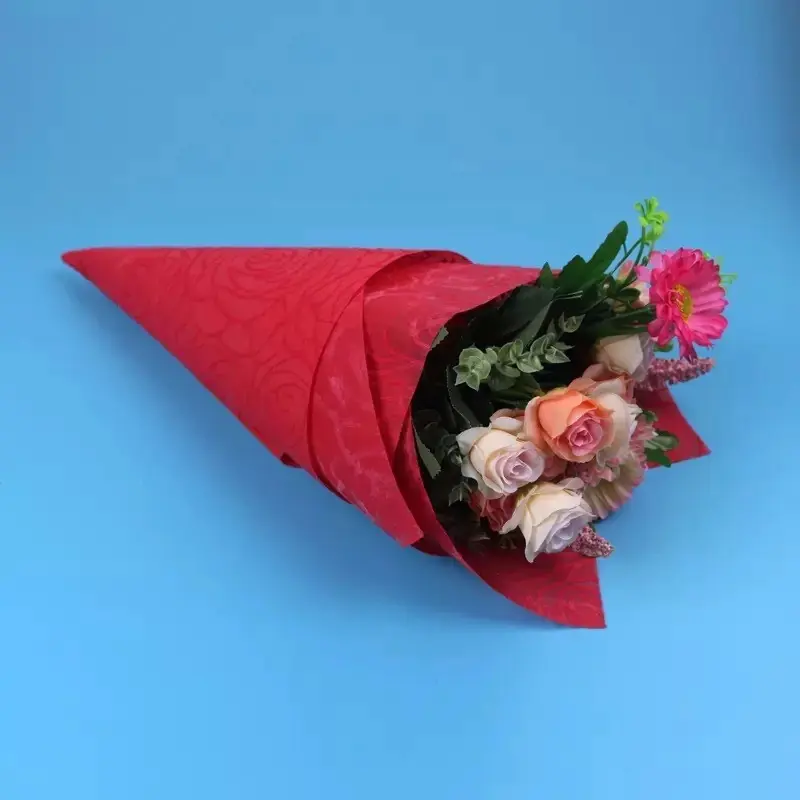Factory supply 100% PP embossed non woven fabric for gift wrapping / flower bouquets packaging