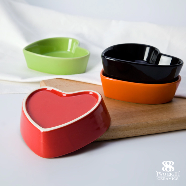 FDA LFGB Certificate Restaurant Heart Shape Dinner Set, Hotel Customized Heart Bowl, Ceramic Heart Shape Dish