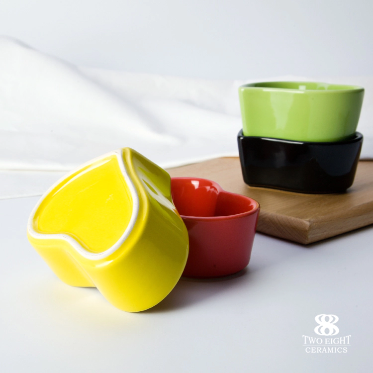 Hotel Restaurant Heart Shaped Ramekins,Mini Ceramic Bowls, HeartShape Dipping Bowls