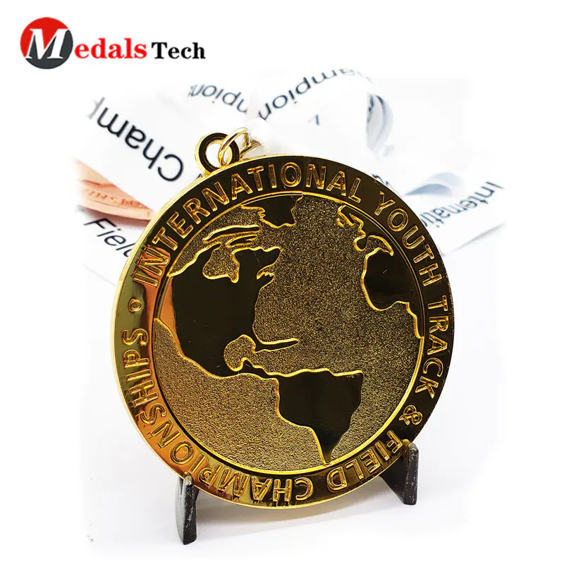 Wholesale custom 24K gold plated Pure color logo embossed metal half marathon finisher medal