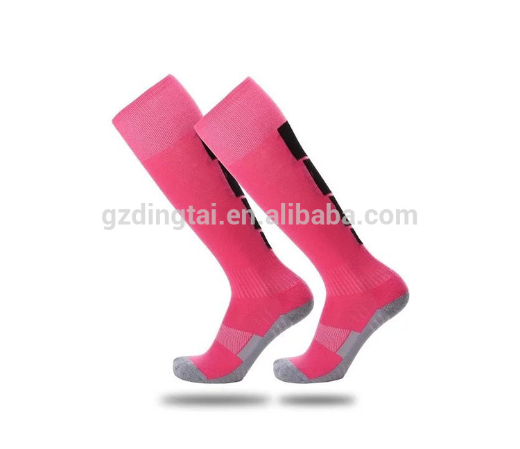 100% polyester pink color cheap soccer socks