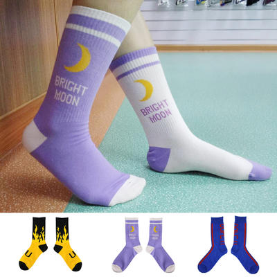 Wholesale fahion Jacquard happy socks made in korea white black sneaker tube custom cotton skin vivid color man socks