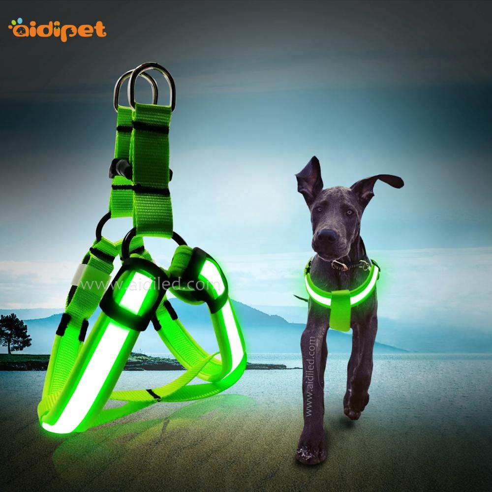 Wholesale Custom Logo Led Dog Harness Chest Glowing Dog Harness Glow In the Dark Factory Price High Quality Pet Harness Supply