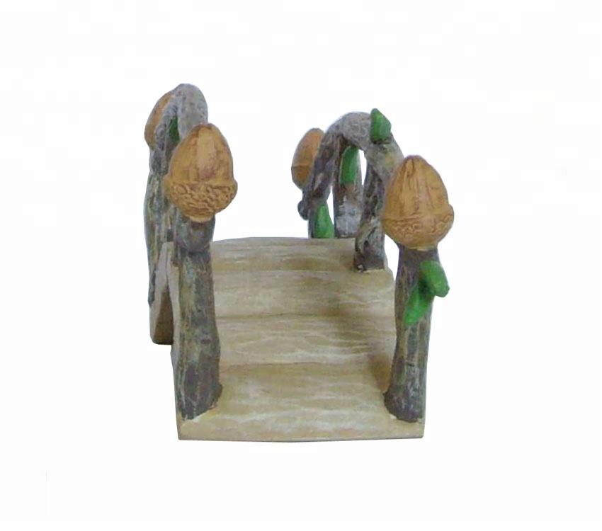 Miniature garden decoration Wooden bridge Resin model sculpture, Retro Home Decoration Crafts
