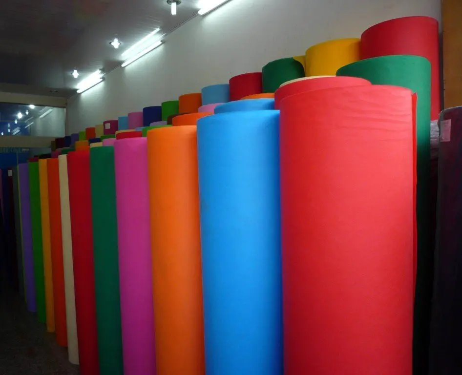 Made in China Polypropylene Non Woven Fabric in Roll