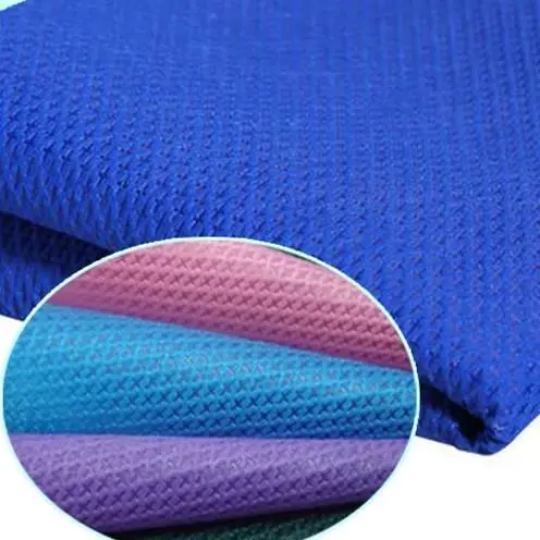 Cross 100% Nylon Spunbond Nonwoven Fabric Breathable and Soft