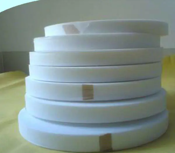 China Supply Non-Woven Polypropylene Rolls