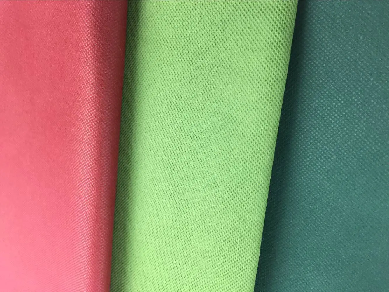 Fabric Companies in China Different Kinds Colorful Nonwoven Fabric