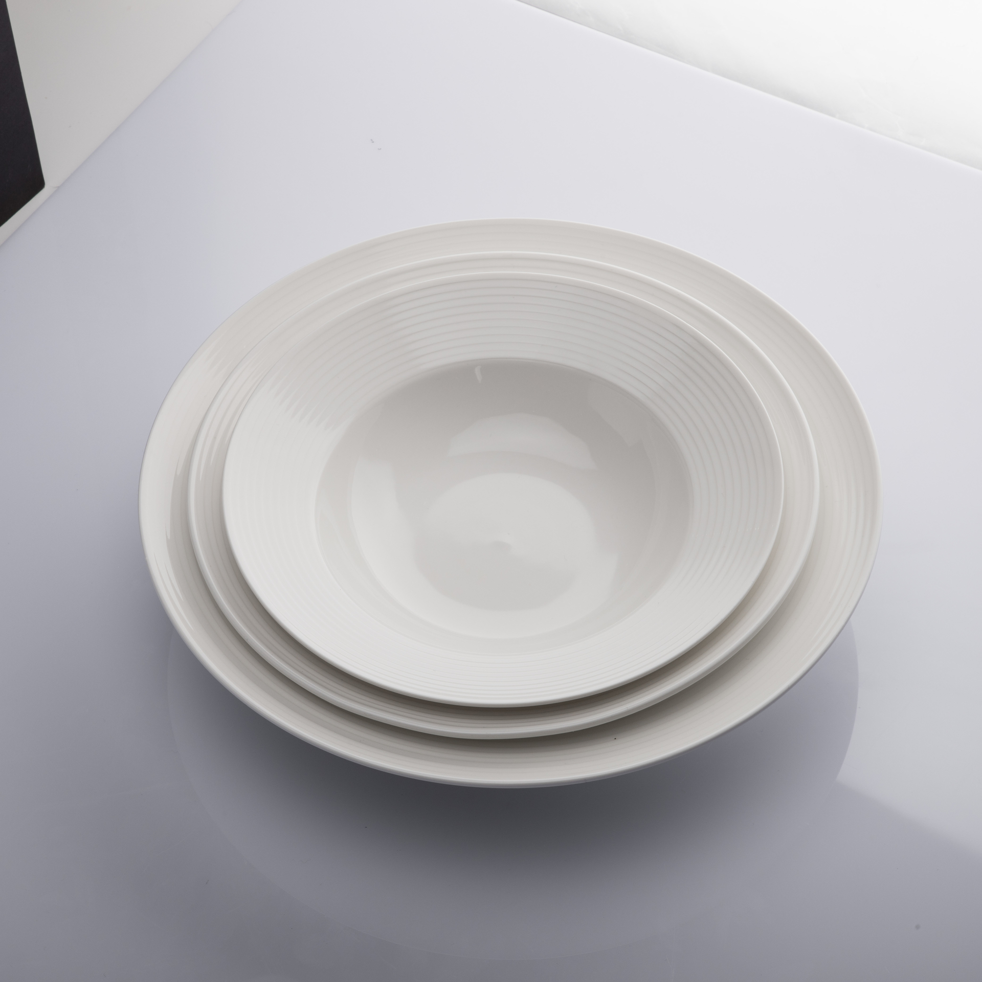 Five Star Hotel Restaurant Porcelain Deep Salad Bowl, Porcelain Tableware Bulk Supply Porcelain Restaurant Deep Plate