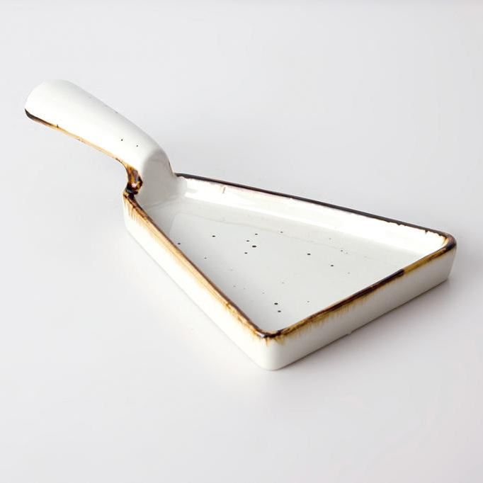 unique design dish restaurant triangle plate with handles