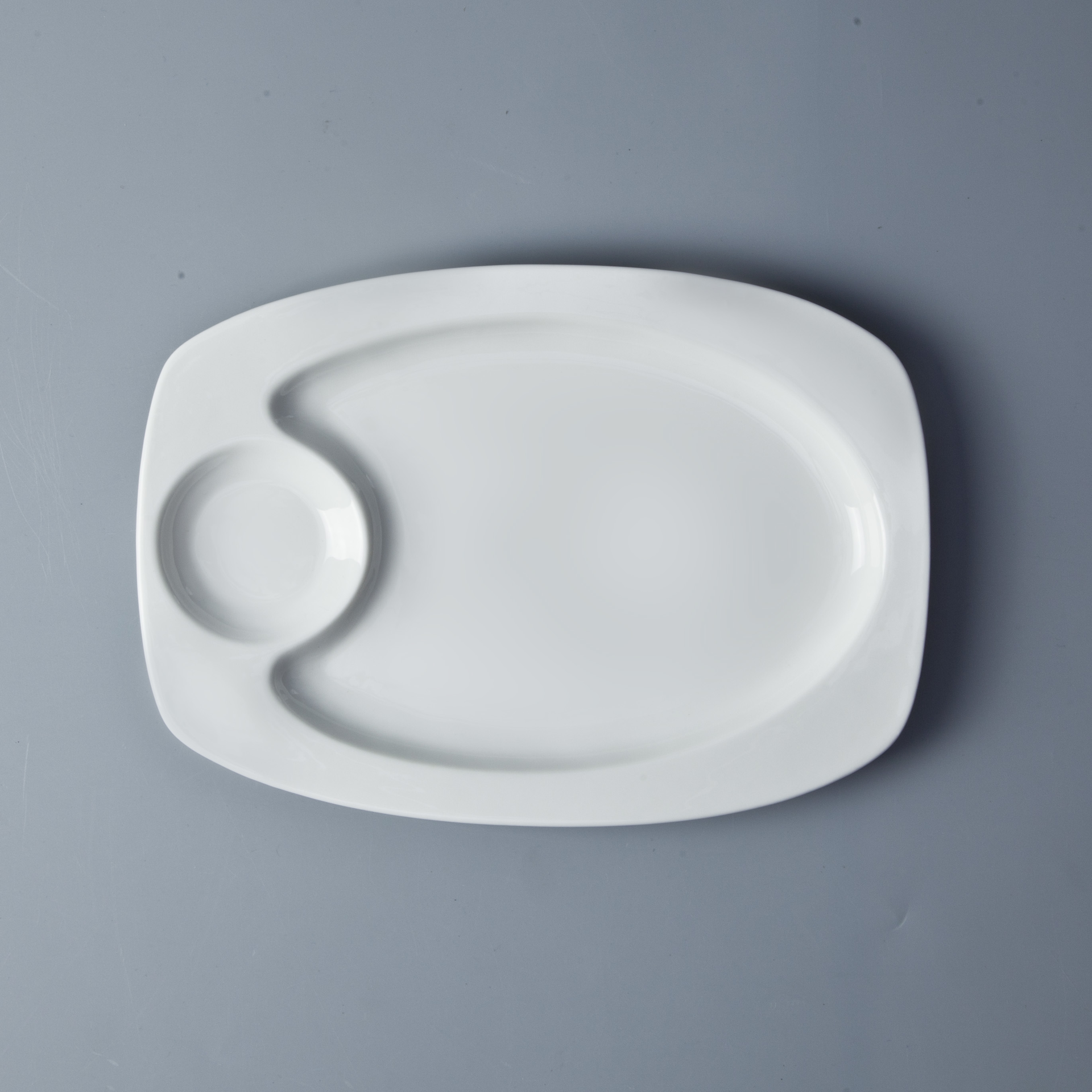 modern restaurant porcelain retangular plate with round well