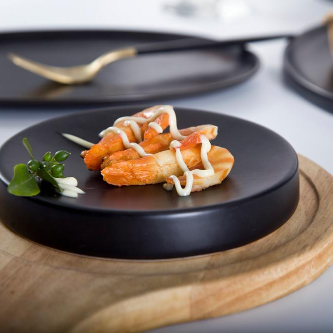 Black fancy ceramic design stone cooking bisque plate