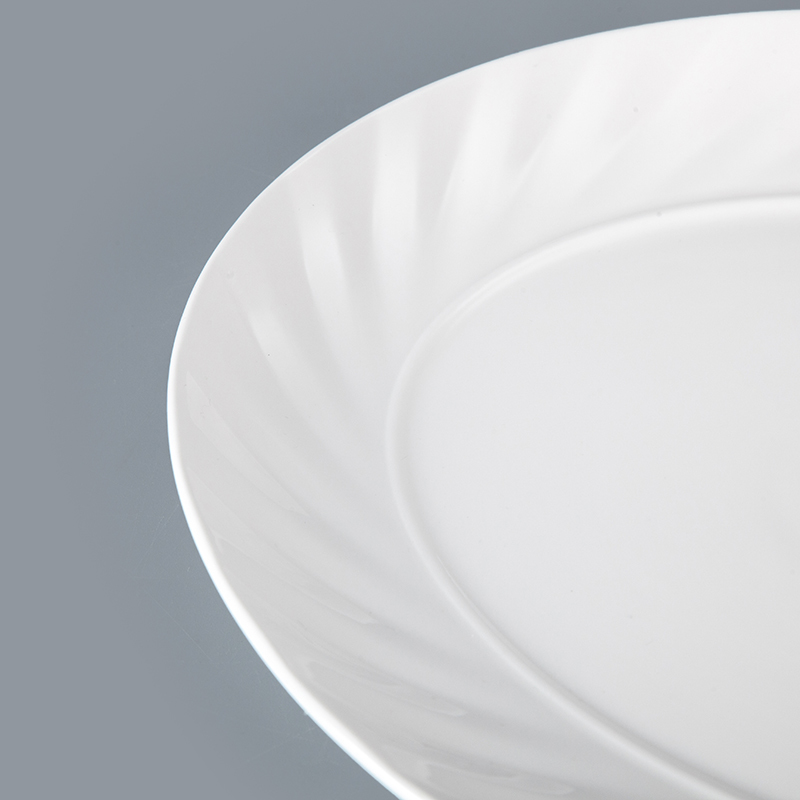 Special design wholesale dinnerware sets subtle linear design durable porcelain tableware hotel oval plate ceramic plate dishes