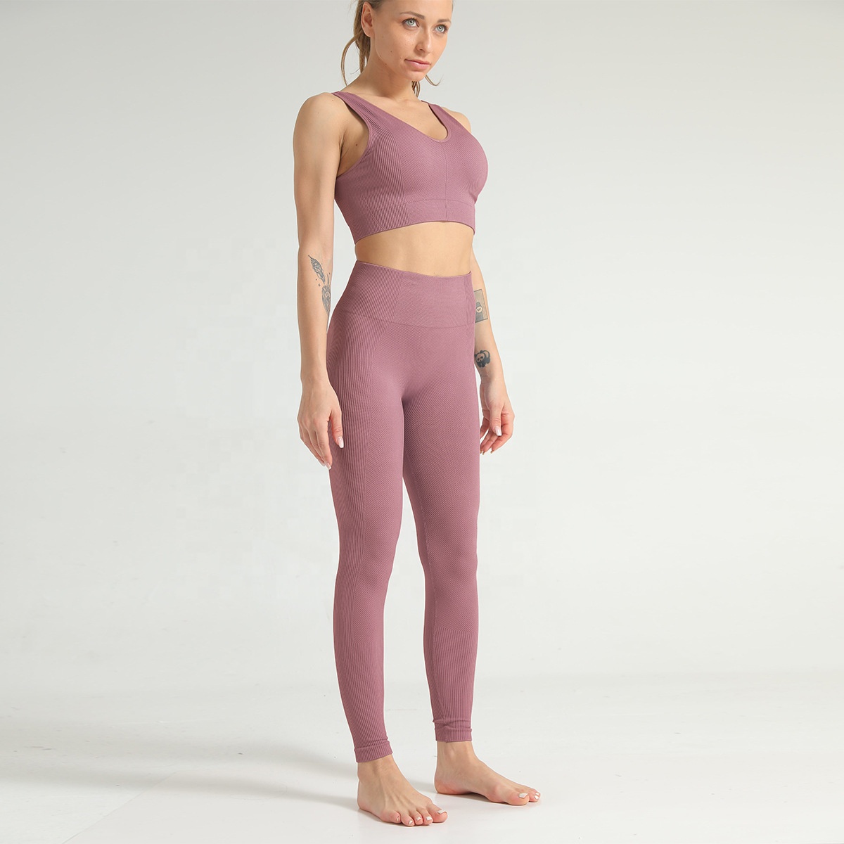 Wholesale 2020 New Design Women Premium Fitness Gym Apparel Wear Manufacturers