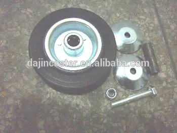 wheel caster supplier iron core black rubber caster with roller bearing