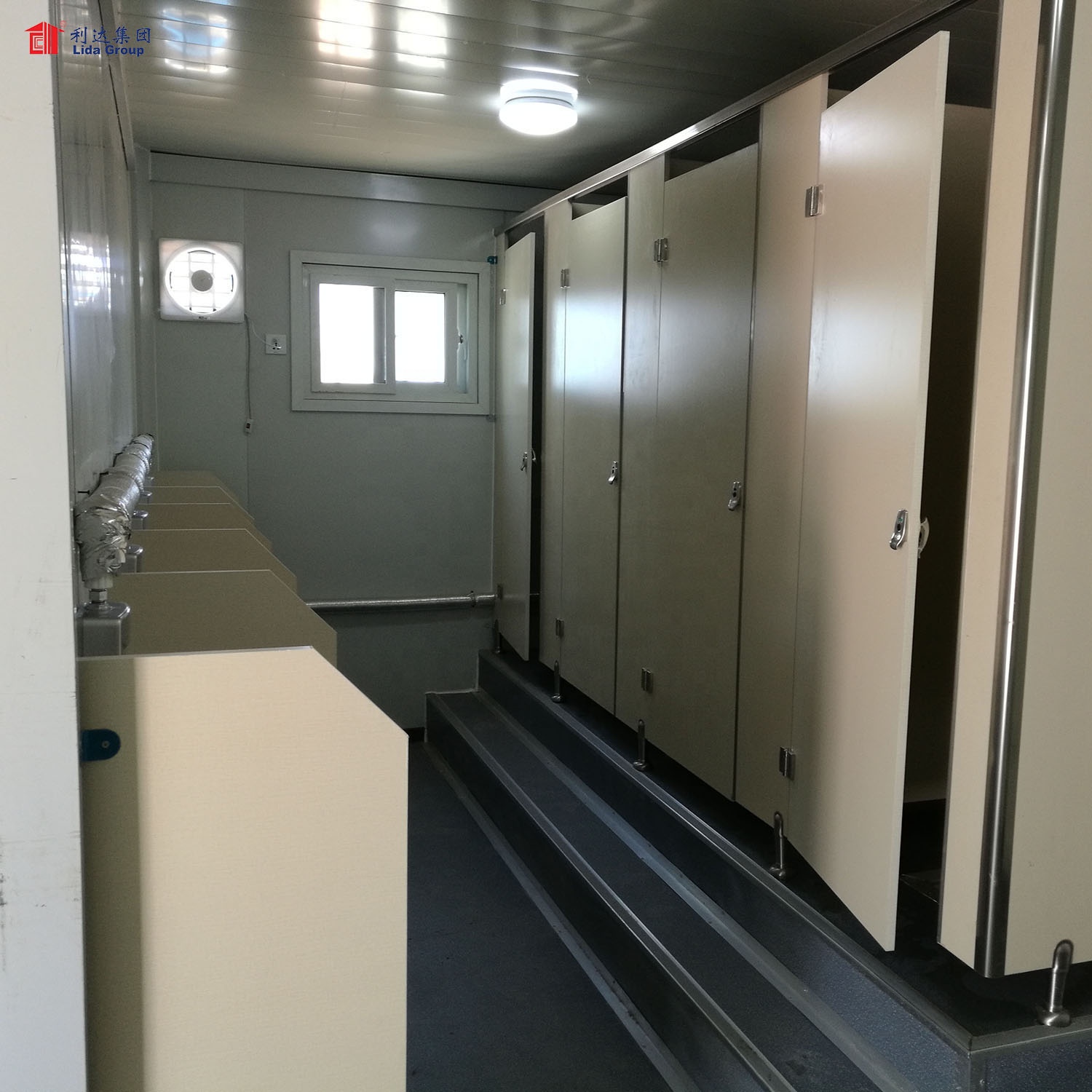 Egypt Low Cost Prefabricated House Design 40ft Flat Pack Container