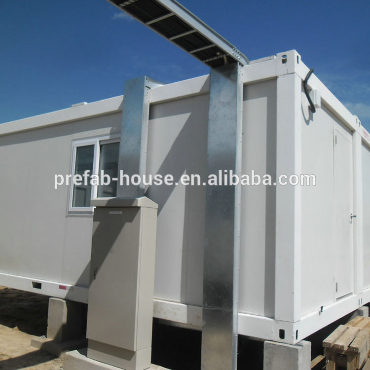 Low cost price 40ft 20ft living designs prefab shipping container house / office / homes /building for sale