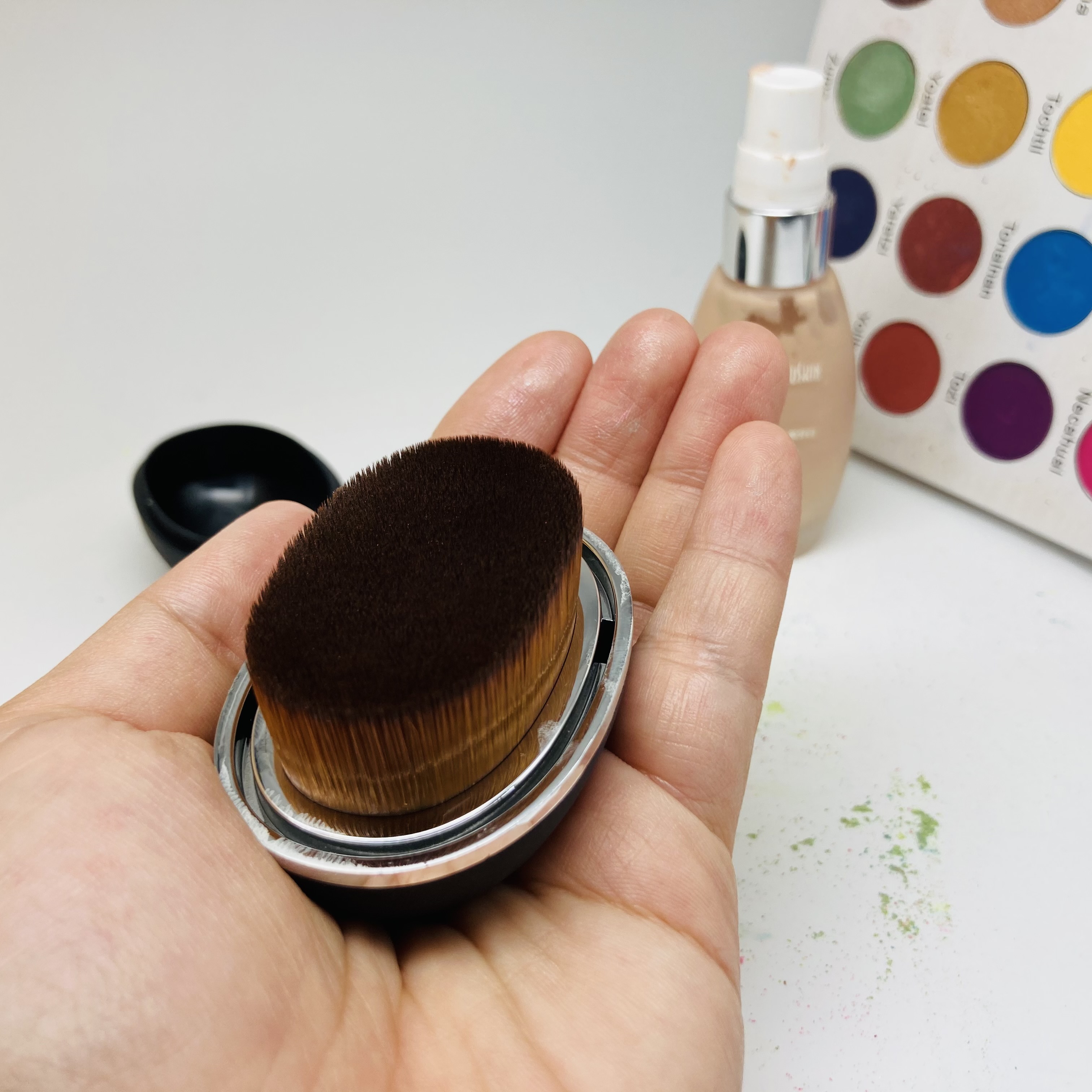 Nuova scatola magica di plastica ovale fabbricazione di pennelli per trucco per fondotinta in polvere cosmetica