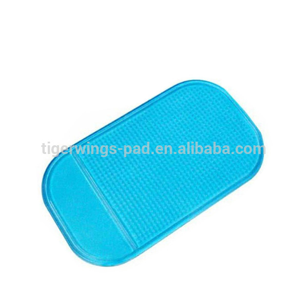 Wholesale cheap price customized shape pu mat car sticky pad