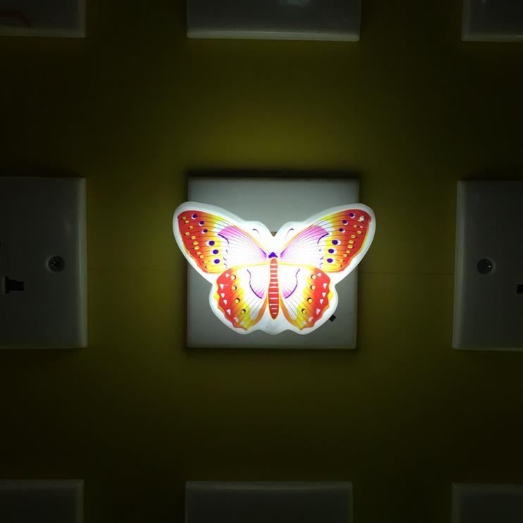OEM W094 Beautiful Butterfly Animals cartoon 4 SMD mini switch plug in room usage withnight light